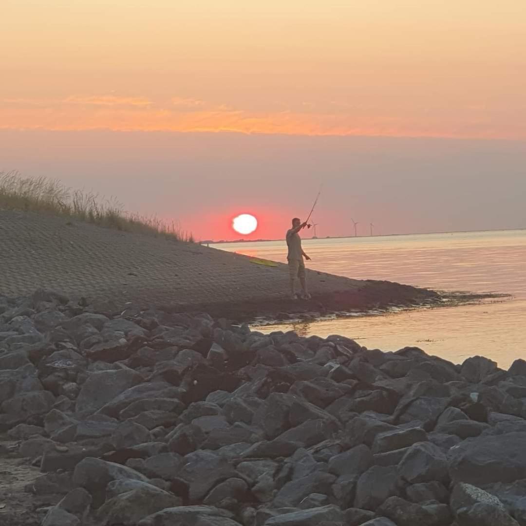 Vakantiehuis Op Villapark Oesterbaai Aan Zee , Met Speeltuin Grenzend Aan De Tuin Wemeldinge Pokój zdjęcie